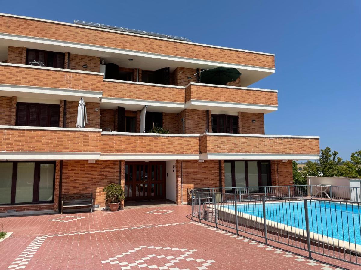 Villa Alba Fermo Buitenkant foto